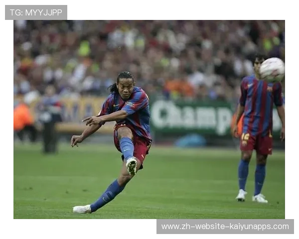 任意球绕过人墙后一脚抽射钻入上角成为经典：一瞬间的魔力，难忘的传奇